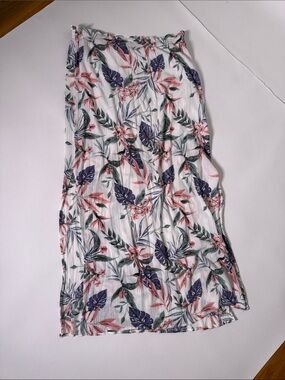 Floral Print Longi Skirt in White with Pink & Purple Flowers